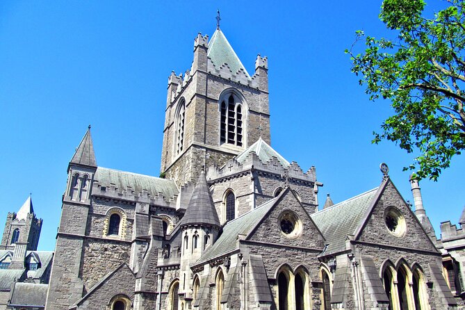 Private Dublin Sights and Pints (Walking Tour) - City Hall links architecture with the Easter Rising