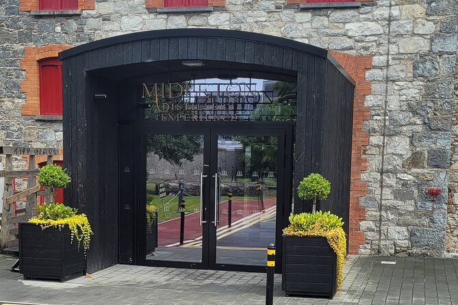 Private Tour , Blarney Castle, jameson Distillery and Cobh. - What the private vehicle is really worth