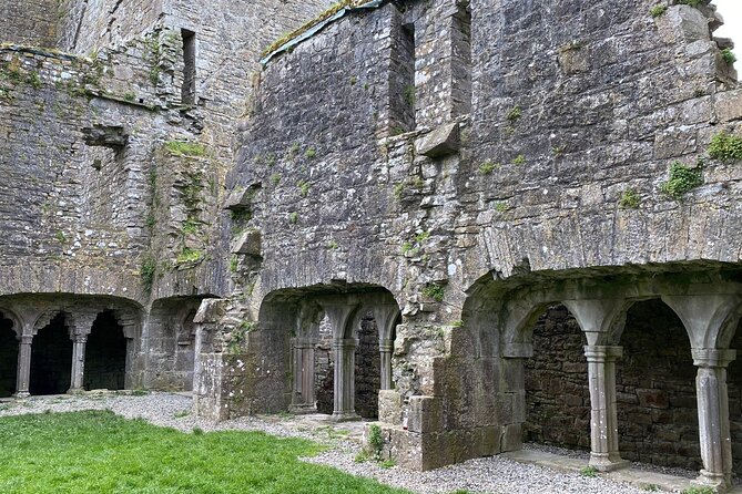 Private Tour from Dublin: Hill of Tara Trim Castle, Celtic sites - A private guide changes the pace