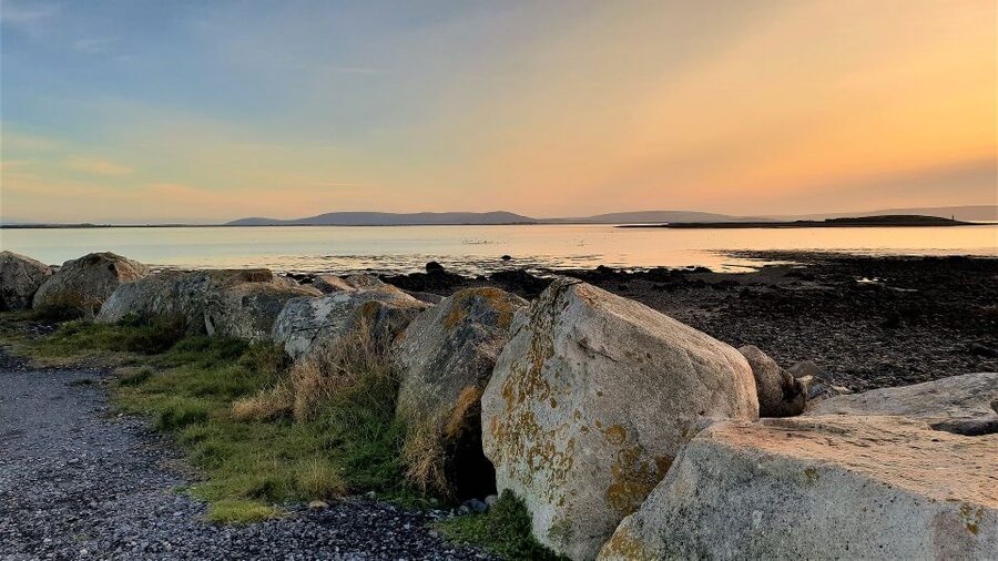 Rail Tour: The Cliffs of Moher & Bunratty Castle Tour - Who should book this one-day route