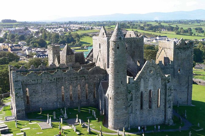Semi Private tour Rock of Cashel - Cahir castle & Kilkenny - From a Waterford port to Ireland’s inland story