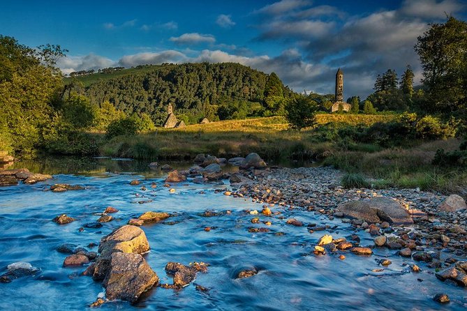 Shore Excursion from Dublin: Including Dublin highlights and Glendalough - Grafton Street and the free-time tradeoff