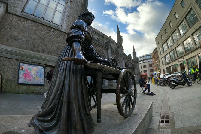 The Dublin Private Walking Tour - Temple Bar beyond the pub sign