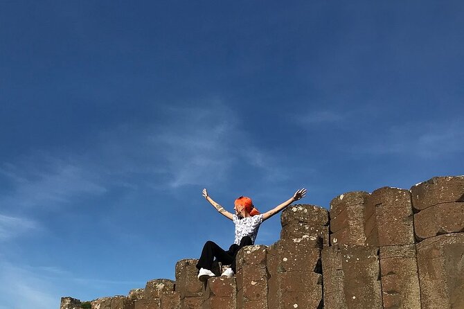 The Giant's Causeway, Dunluce Castel and Belfast - Spanish guide - Belfast through murals and central landmarks