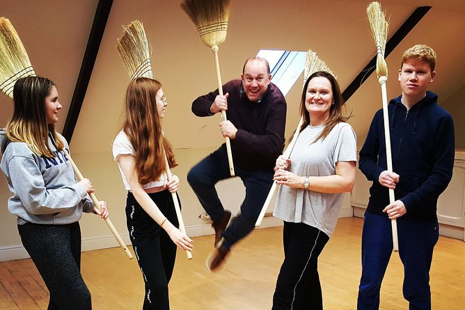 The Irish Dance Experience in Galway, Ireland - Three Irish dance traditions in one Galway class