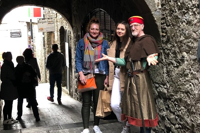Walk the Medieval Mile with Pat - The Shee Alms House and Tudor charity