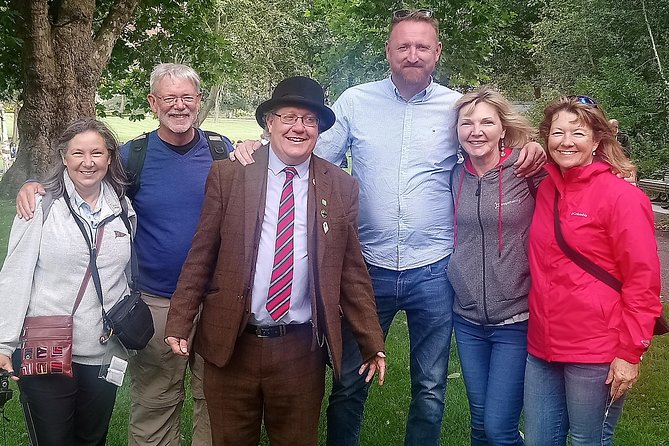 Walking tour in Merrion Square Park - Dublin Rogues Tour - Why Merrion Square makes such a good history stop