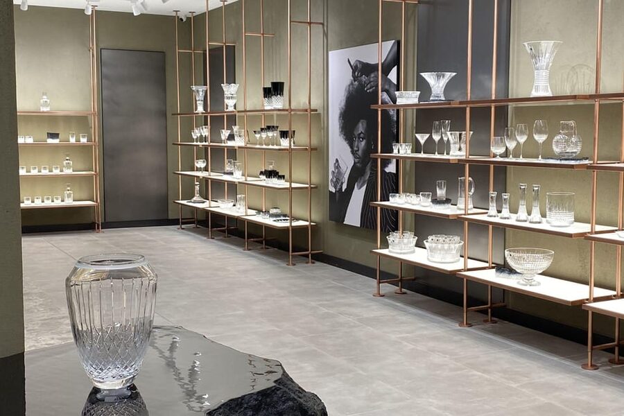 Waterford: House of Waterford Factory Tour - The guide can shape the experience