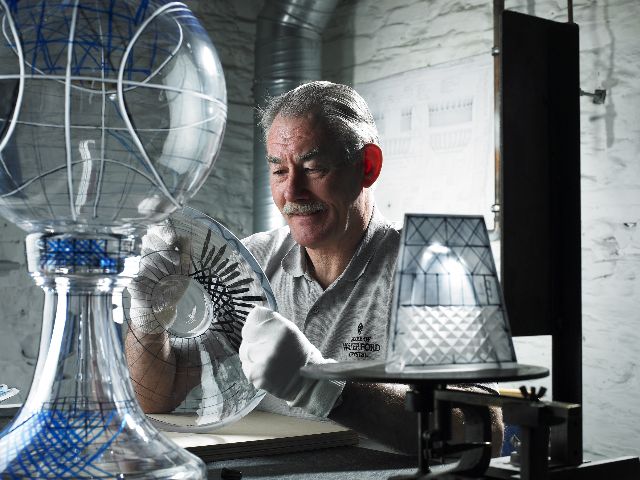 Waterford: House of Waterford Factory Tour - Diamond wheels and precise cutting