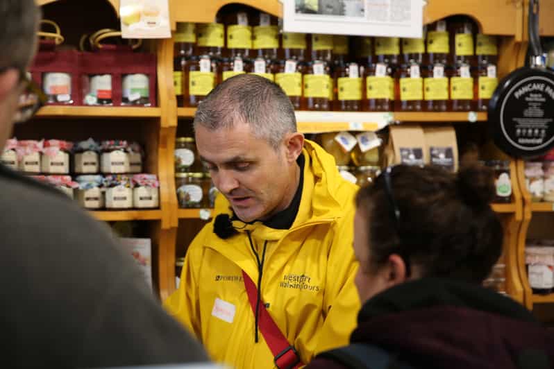 Westport: Fun-filled walking tour of a beautiful town - Flower-lined streets, shops, and local flavor