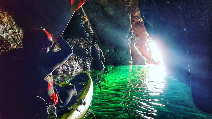 Wexford: Hook Peninsula Sea Cave Kayaking Experience - Entering the caves, cracks, and arches