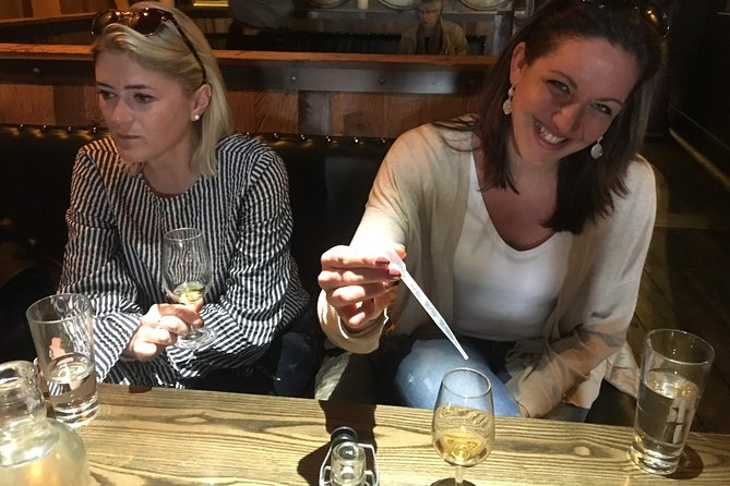 Whiskey Tasting Tour of Dublin - The Lincoln’s Inn: three pours in Victorian surroundings