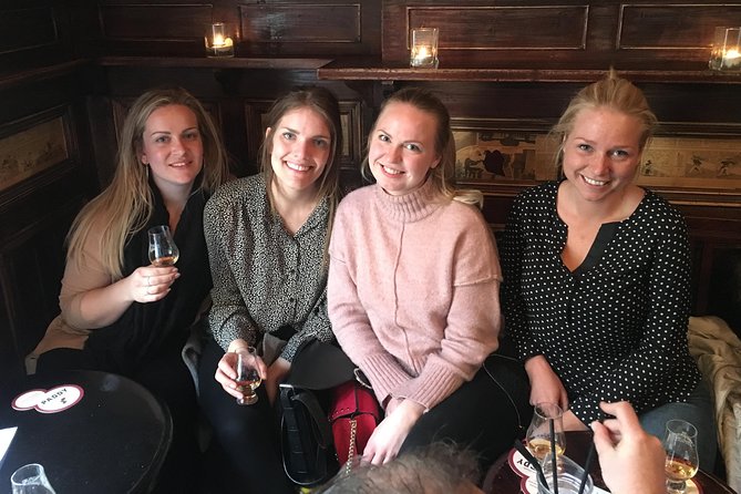 Whiskey Tasting Tour of Dublin - Literary Dublin and the value of the pub setting